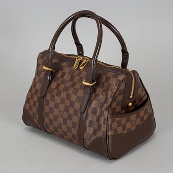 LOUIS VUITTON, a Damier Ebene 'Berkeley' handbag.