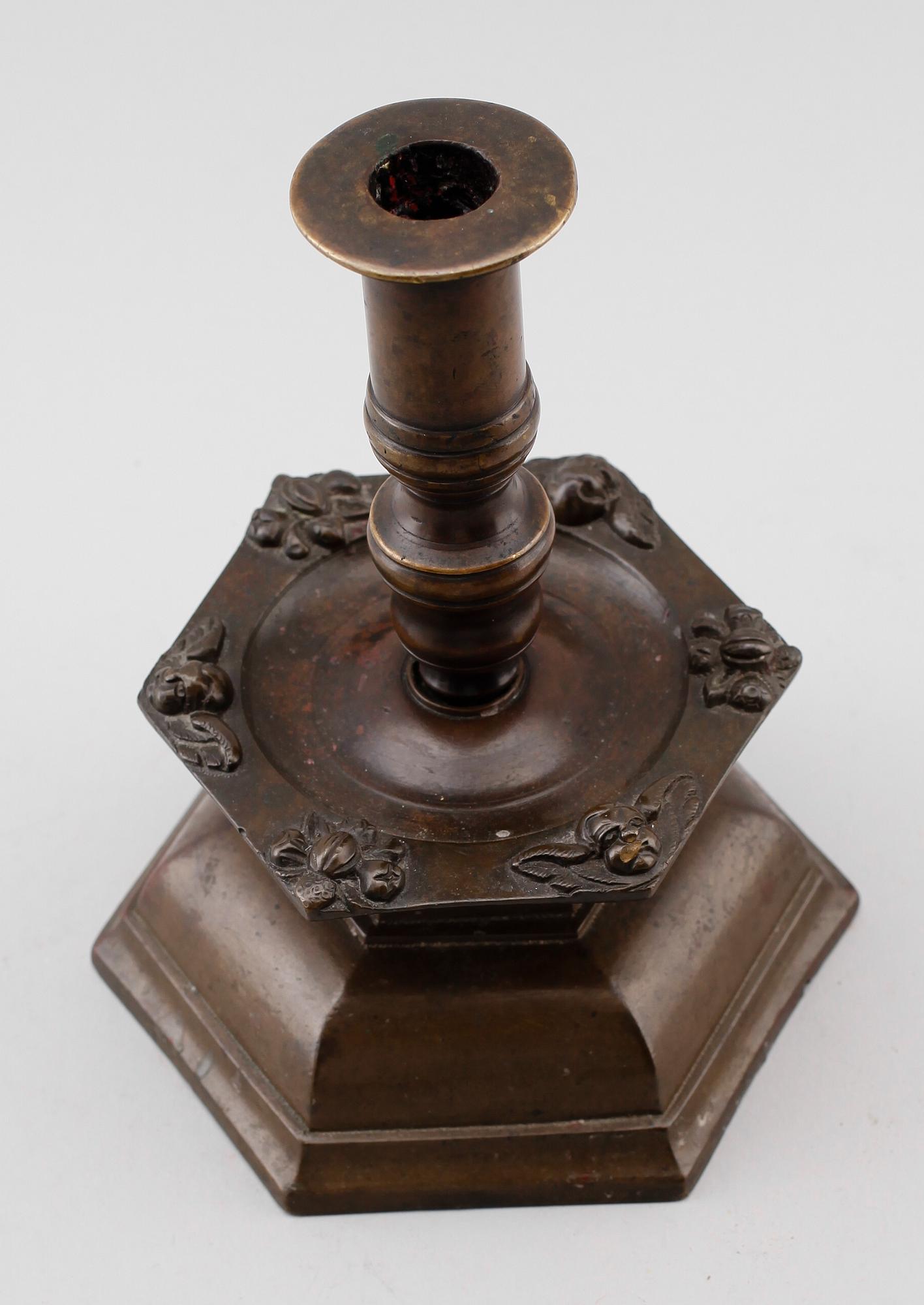 LJUSSTAKE, mässing, barock, 1600-tal.