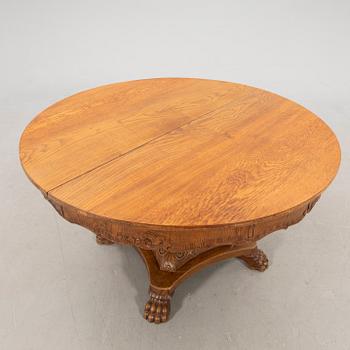 Dining table, late Empire style, mid/second half of the 19th century.
