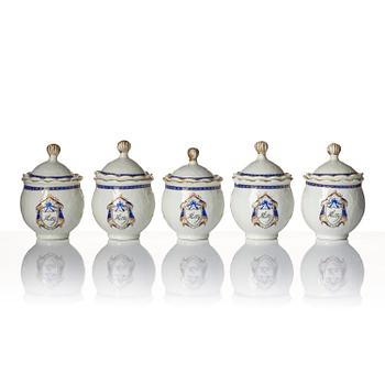 A set of 10 'European Subject' custard cups with covers and a coffeepot with cover, Qing dynasty, Jiaqing (1796-1820).