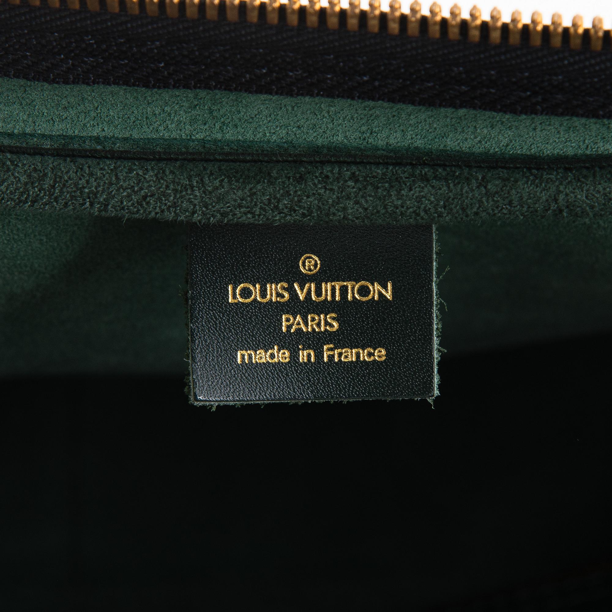 Louis Vuitton, A 'Taiga Kendall GM' Bag.
