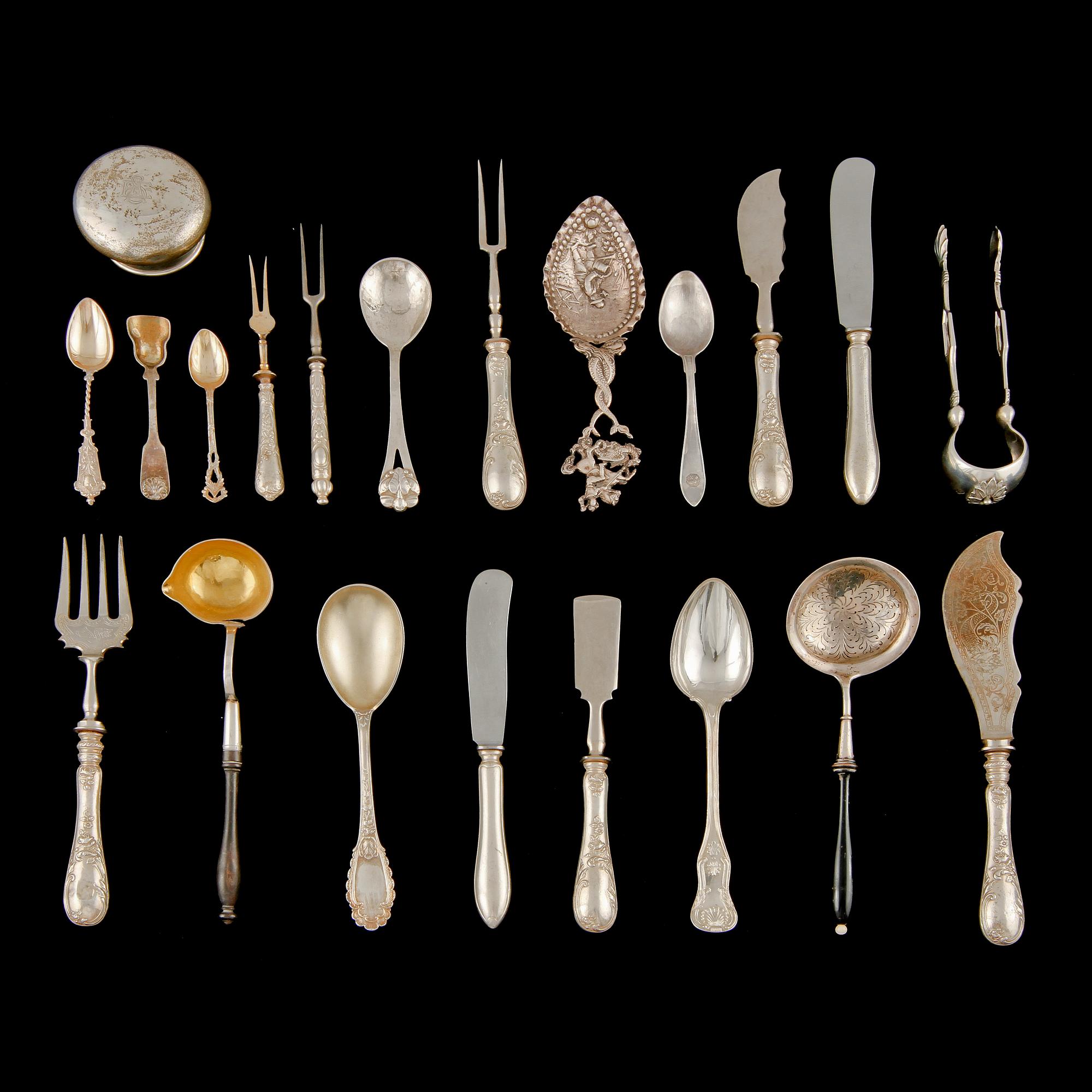 PARTI SILVER, 49 delar, silver, 1800/1900-tal. Vikt 1360 g.