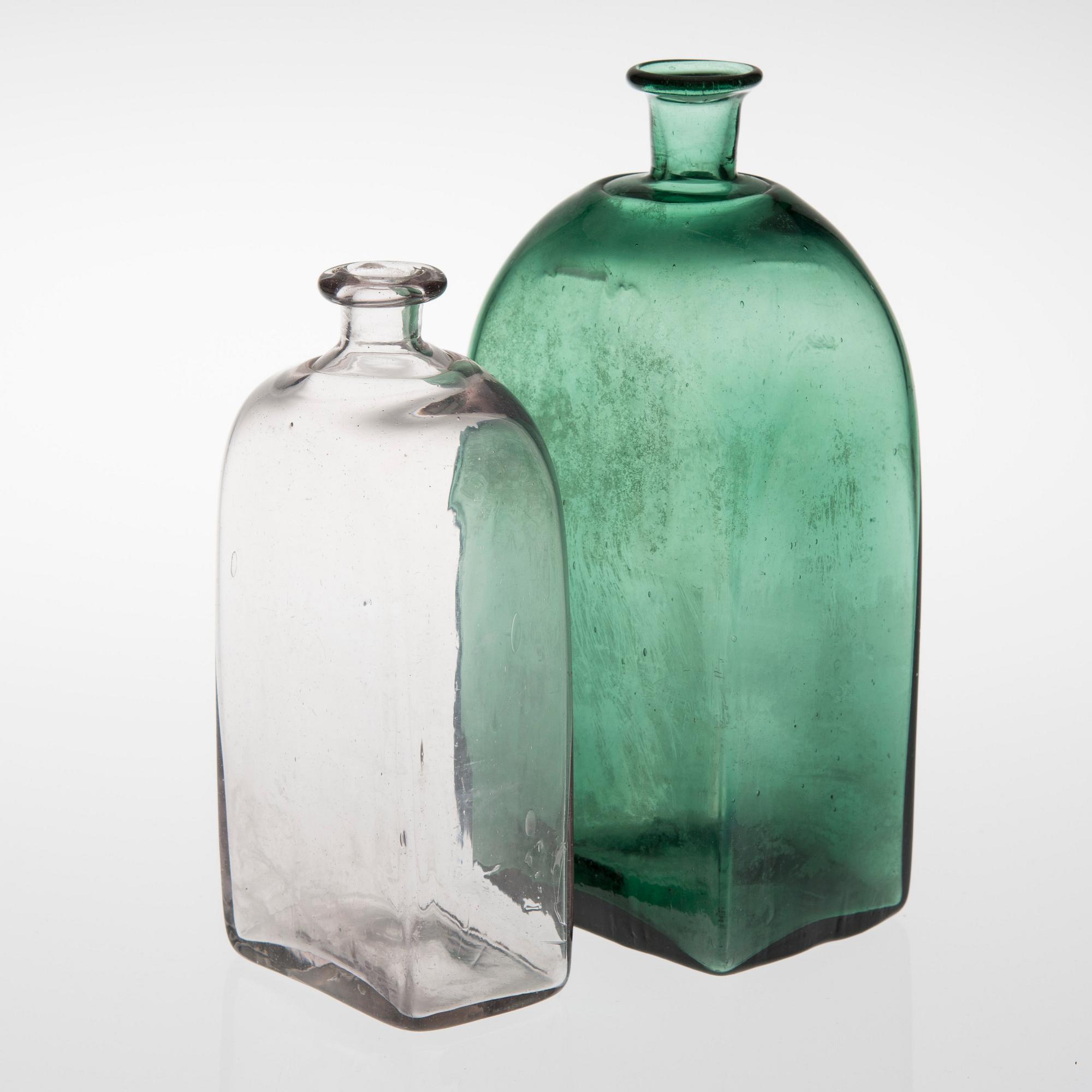 FLASKOR 2 ST, glas, 1800-tal.