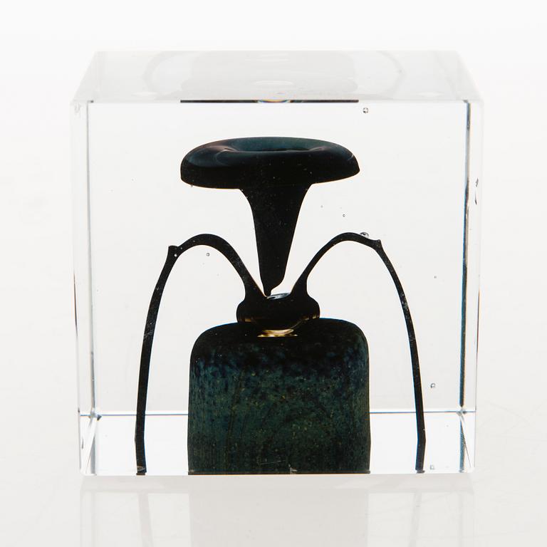 OIVA TOIKKA, An annual glass cube, signed Oiva Toikka Nuutajärvi 1977 and numbered 803/2000.