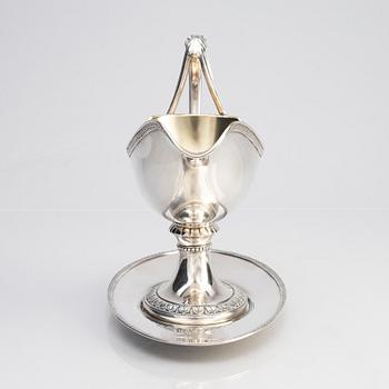 Sauce bowl, silver, with detachable drip tray, W.A. Bolin, Stockholm 1919.