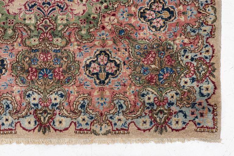 Carpet, Kriman, approx. 370 x 215 cm.