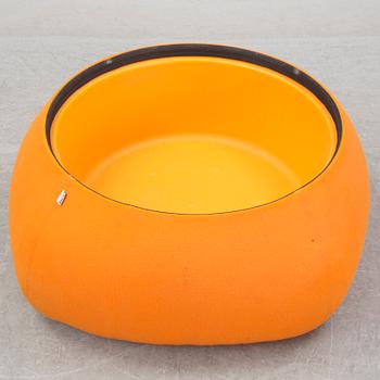 Patricia Urquiola, a 'Fat-Fat' tray table from B&B Italia Maxalto.
