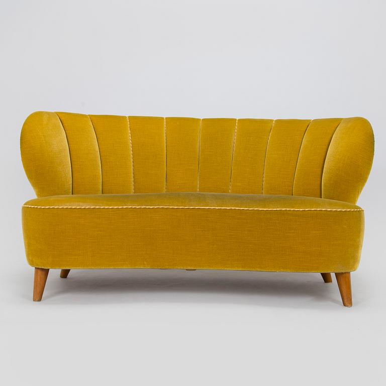 Soffa, 1900-talets mitt.