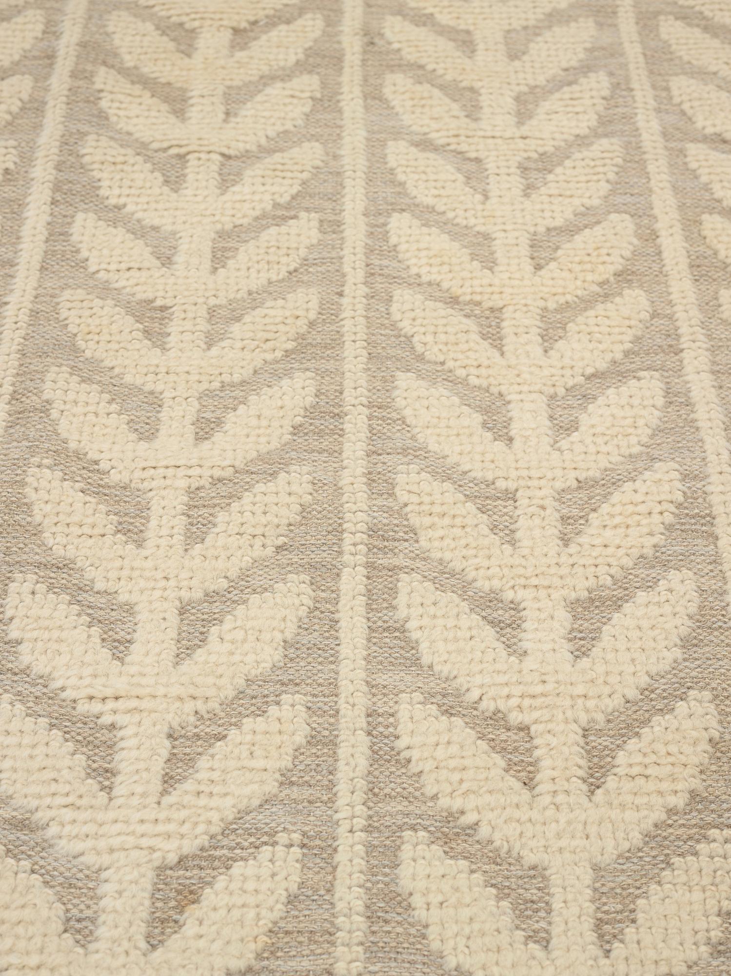 Elsa Gullberg, A carpet, knotted pile in relief, ca 348,5-351,5 x 230,5-236,5 cm, probably Elsa Gullberg.
