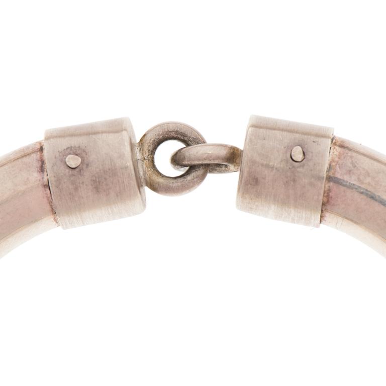 A NECKLACE and BRACELET, silver, Relo design Denmark, Import marks, A. Tillander 1974.