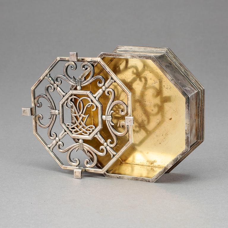 ASKFAT, sterlingsilver, Borgila, Stockholm, 1968. Vikt ca 319g.