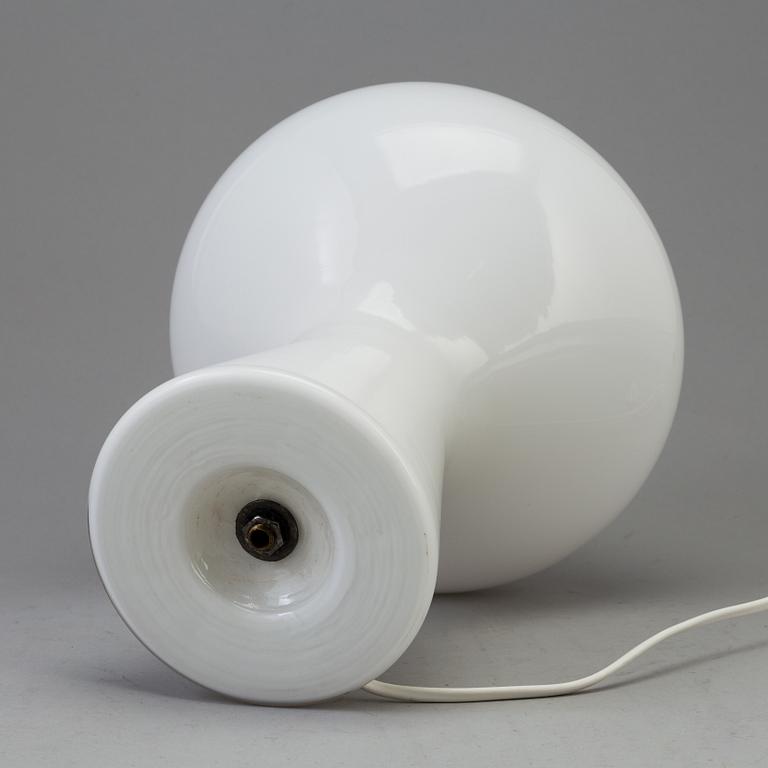 A 'Zaffiro Fungo" glass table light by Massimo Vignelli/Paulo Venini, Italy.