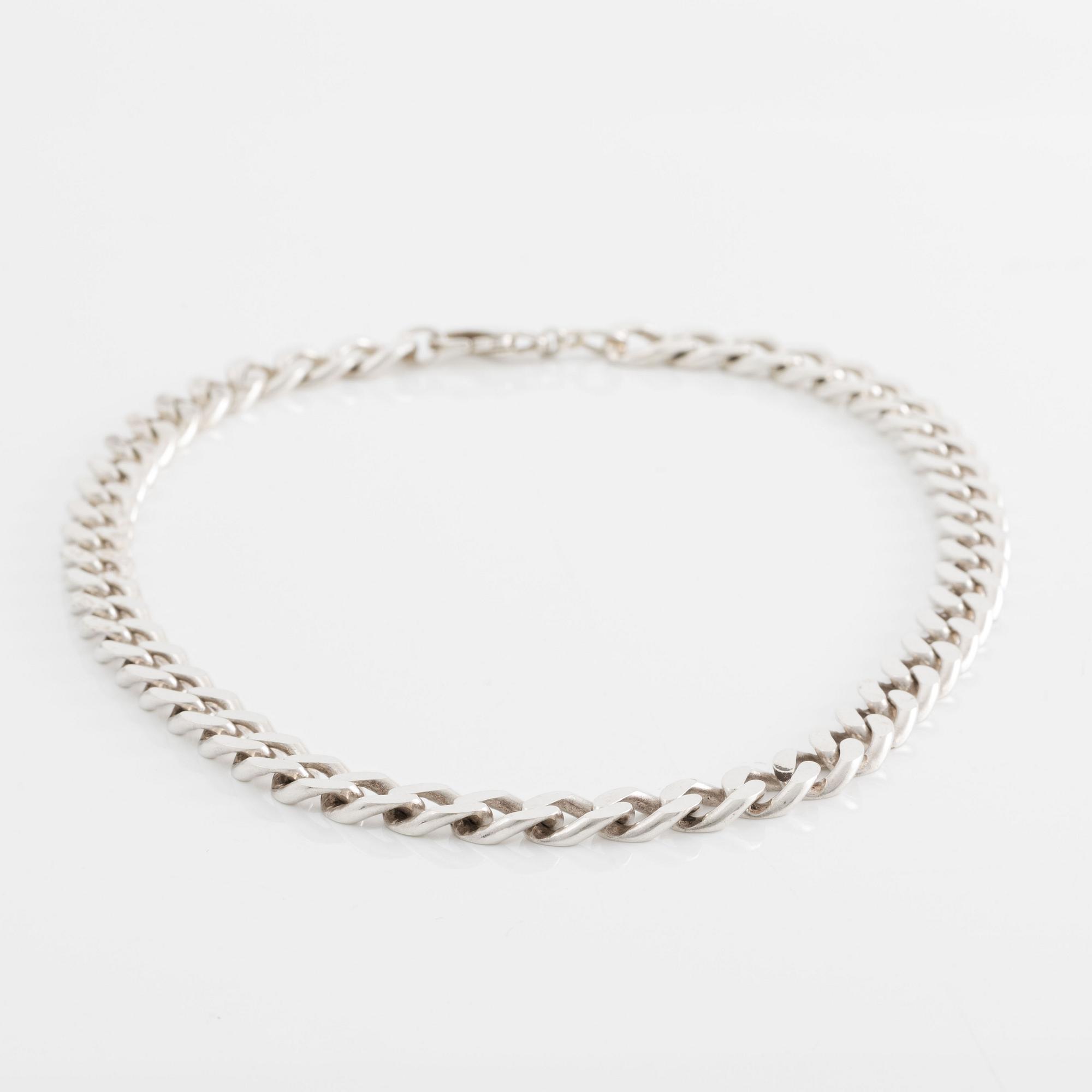 Necklace sterling silver.