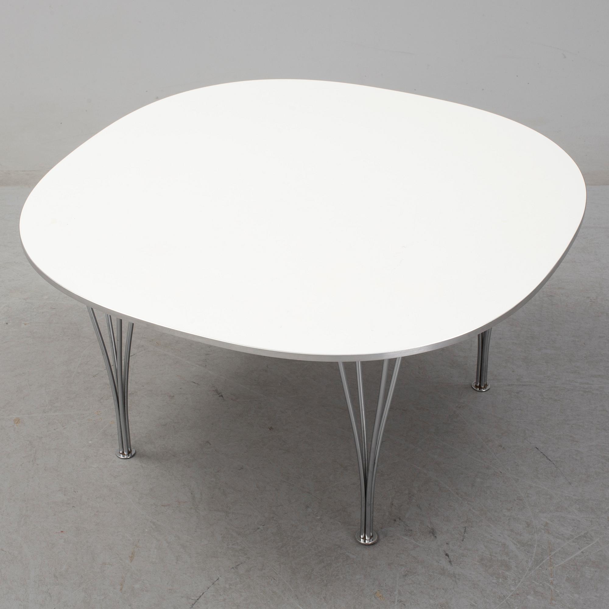 PIET HEIN och BRUNO MATHSSON, "Superellips", soffbord, Fritz Hansen, Danmark, 1988.