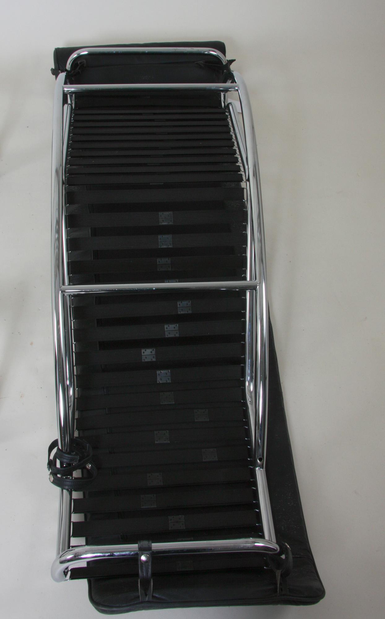 VILSTOL, kopia efter Le Corbusier.