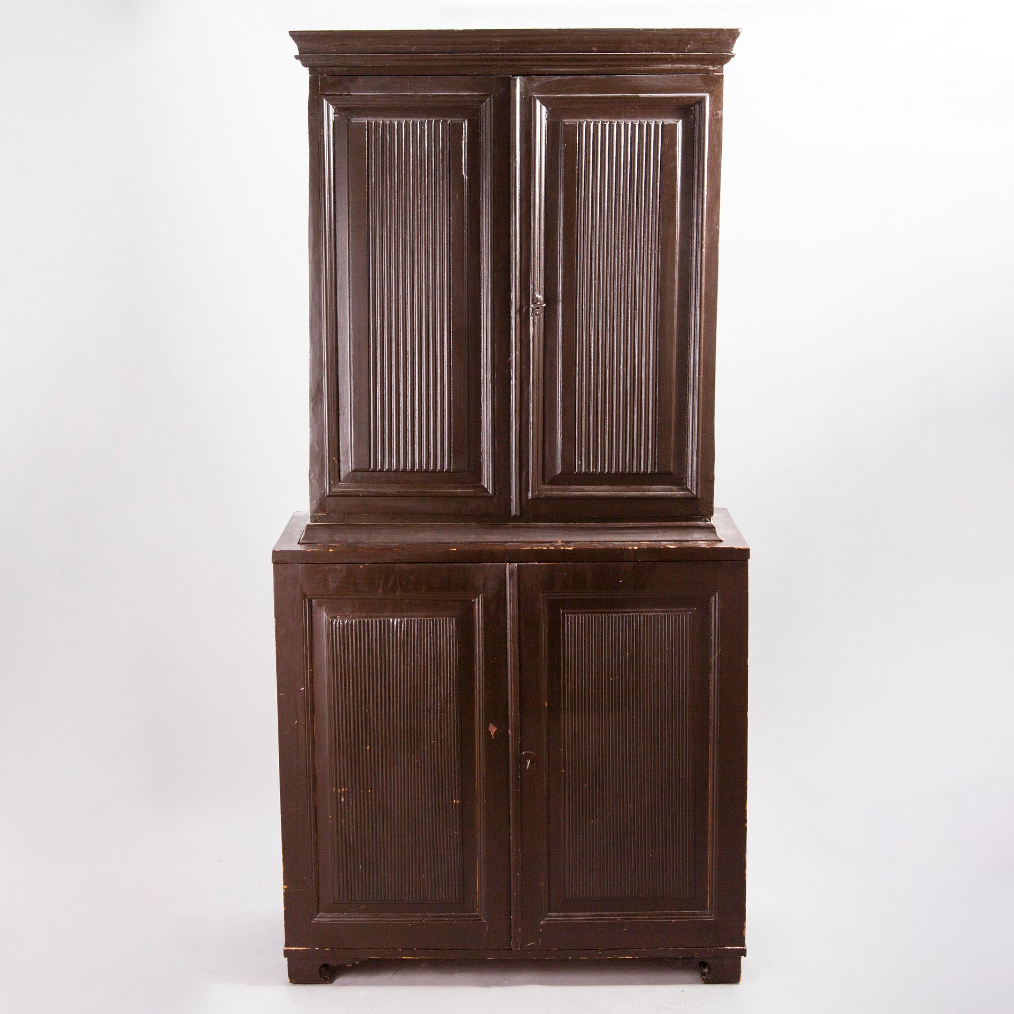 A GUSTAVIAN CUPBOARD, early 19th century.