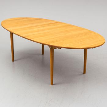 HANS J WEGNER, a oak dining table model CH339, Carl Hansen & Son, Denmark.