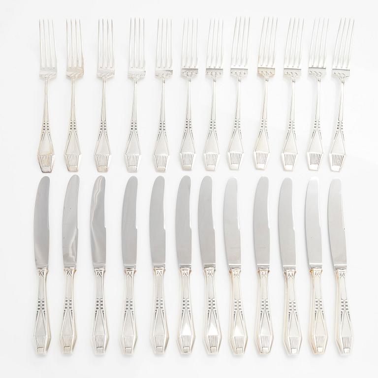 A 24-piece set of 'Suomi' silver cutlery, Kultateollisuus, Turku, Finland 1972.