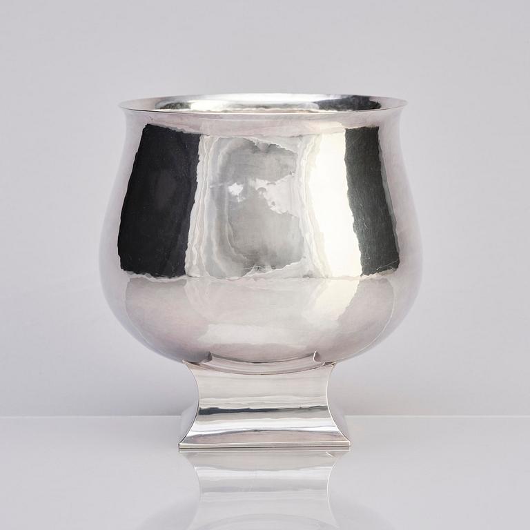 Sigurd Persson, skål, sterling silver, Stockholm 1968.