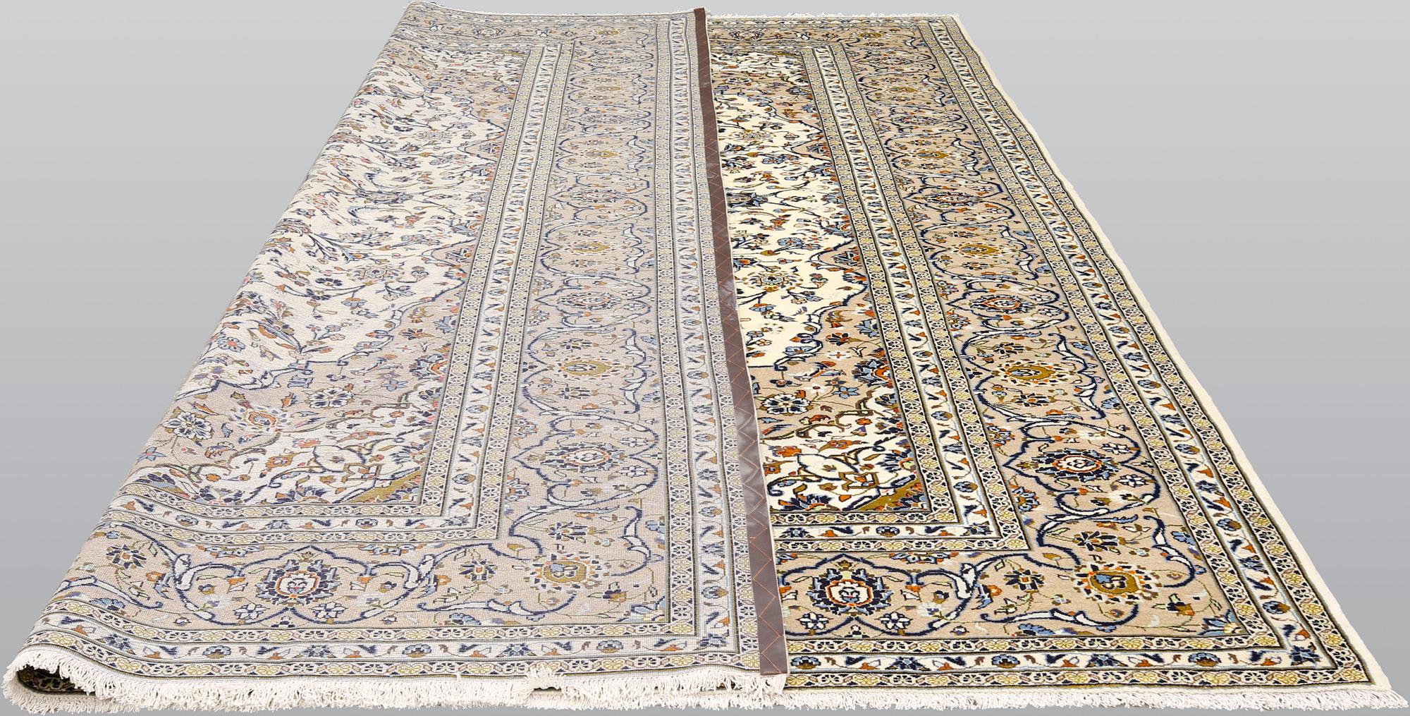 Matta, Keshan, ca 390 x 295 cm.