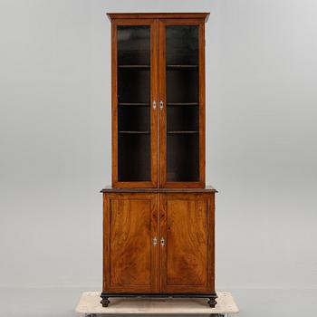 BOKSKÅP, 1800-talets andra hälft.