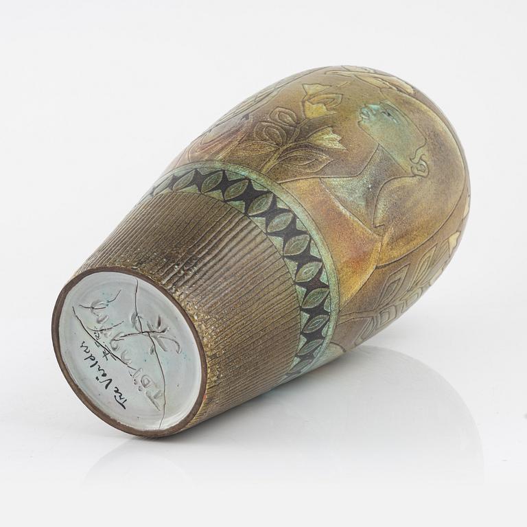 Bonni Rehnkvist, a ceramic vase, Törngrens krukmakeri, Falkenberg.