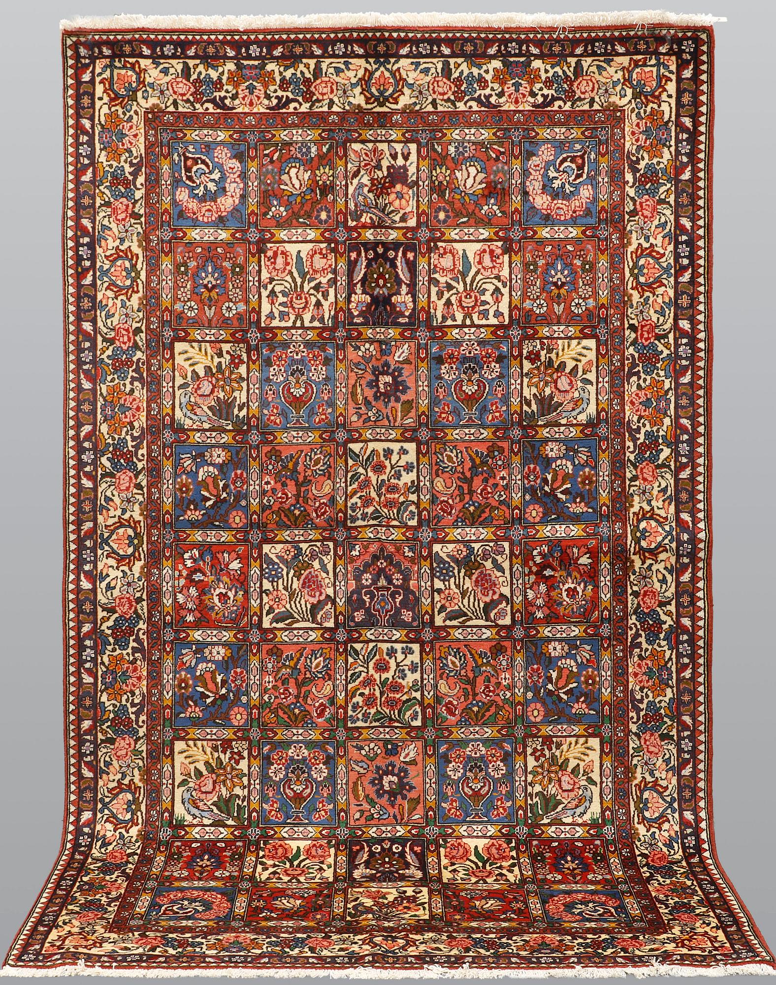 A carpet, Figural Bakhtiar, ca 265 x 150 cm.