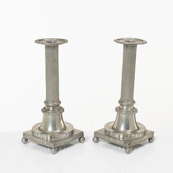 Ljusstakar, ett par, av Carl Petter Eckerström, Västerås 1827, Sengustavianska.