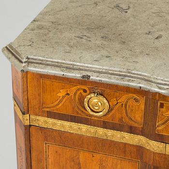 A Gustavian late 18th century commode attributed to J. Hultsten.