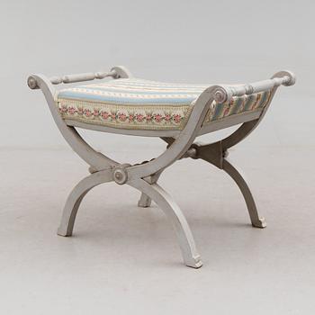 TABURETT, 1800-talets mitt.