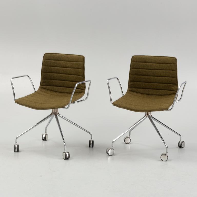 Lievore Altherr Molina, desk chairs, a pair, "Catifa 46", Arper, Italy.