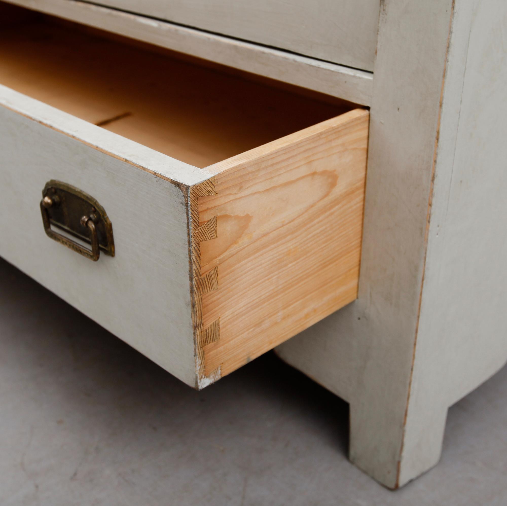 KLÄDSKÅP, 1900-talets början.