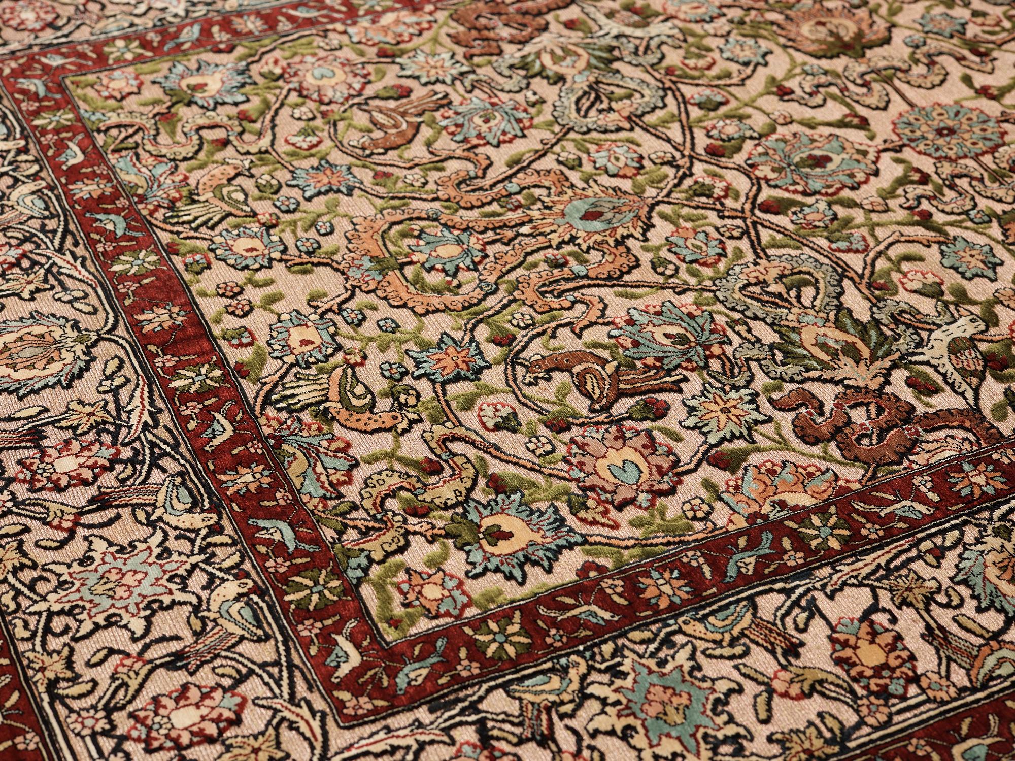 MATTA. Old silke Hereke Souf. 148,5 x 98 cm.