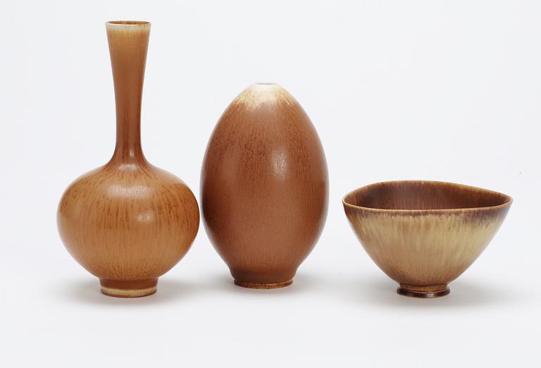Two Berndt Friberg stoneware vases and a bowl, Gustavsberg 1951-65.