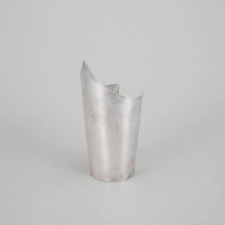 ARMRING, Sven Roos Silver och Konsthantverk, Västerås 1991. Vikt 201 g.
