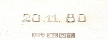 BRICKA, SKÅL, 6 BÄGARE, silver, finska stämplar, 1900-talets sernare hälft. Vikt ca 1 kg.