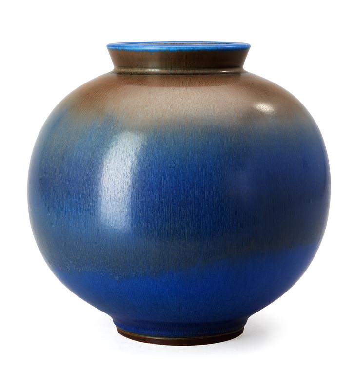 A Berndt Friberg stoneware vase, Gustavsberg studio 1963.