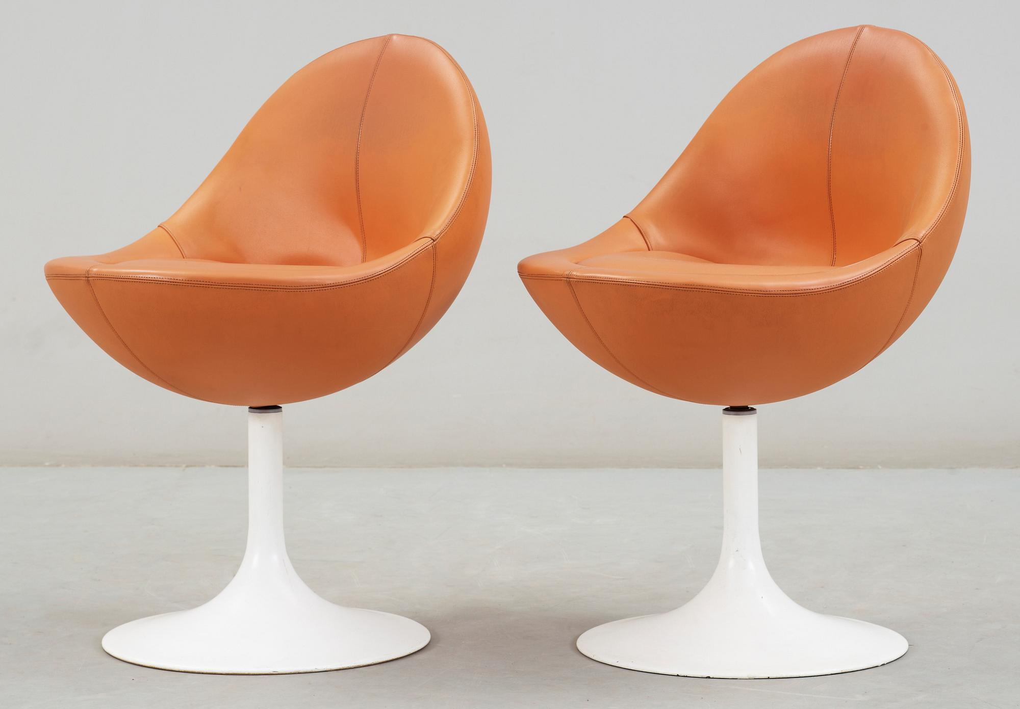 SNURRFÅTÖLJER, 2 st, "Venus", Johansson Design, Markaryd, 1970-tal.