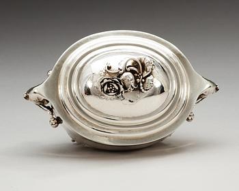A Georg Jensen bonbonnière, Copenhagen 1919-27,