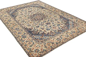 A carpet, Najafabad, c. 407 x 296 cm.