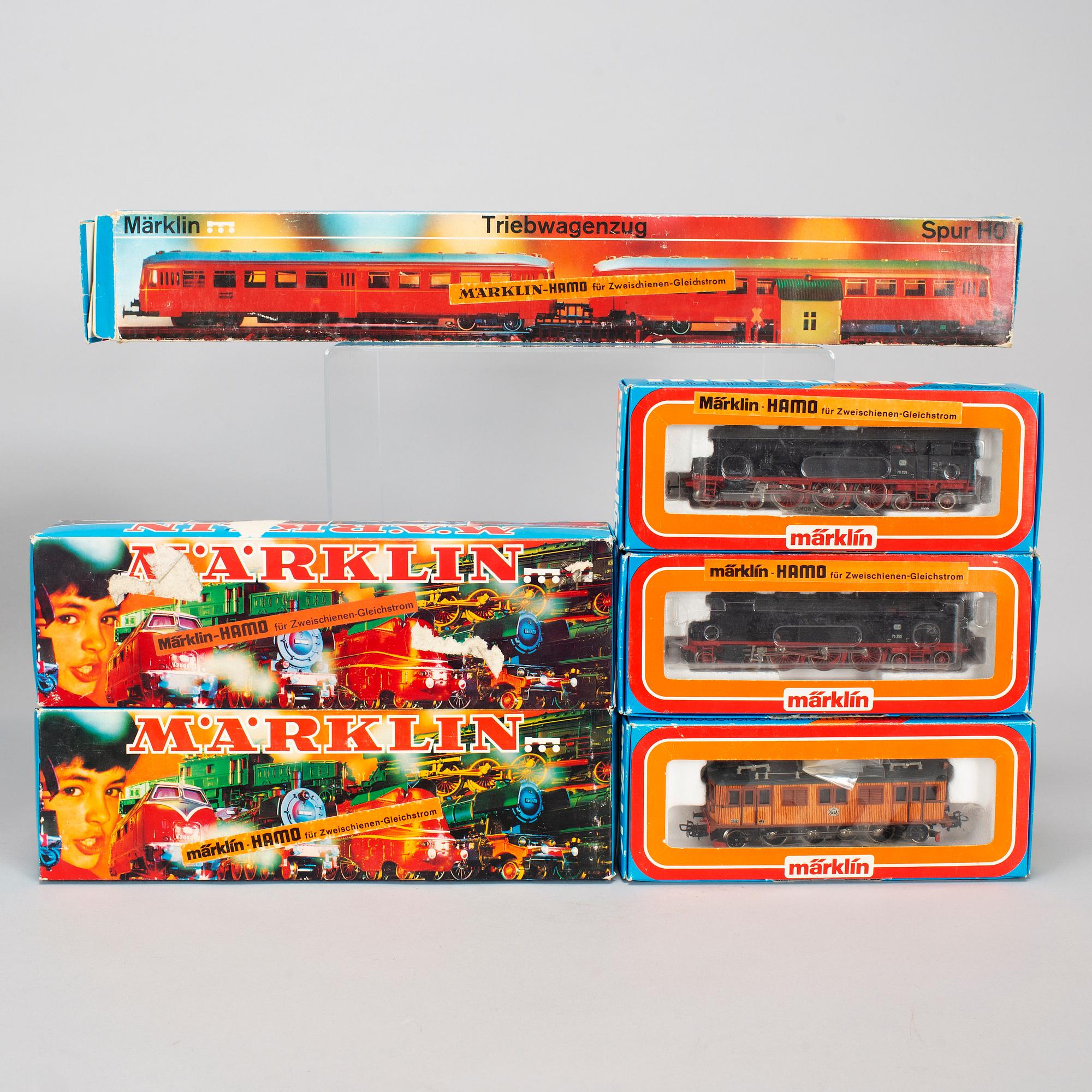 MÄRKLIN, a collection of H0 locomotives and wagons from the second half of the 20th century.