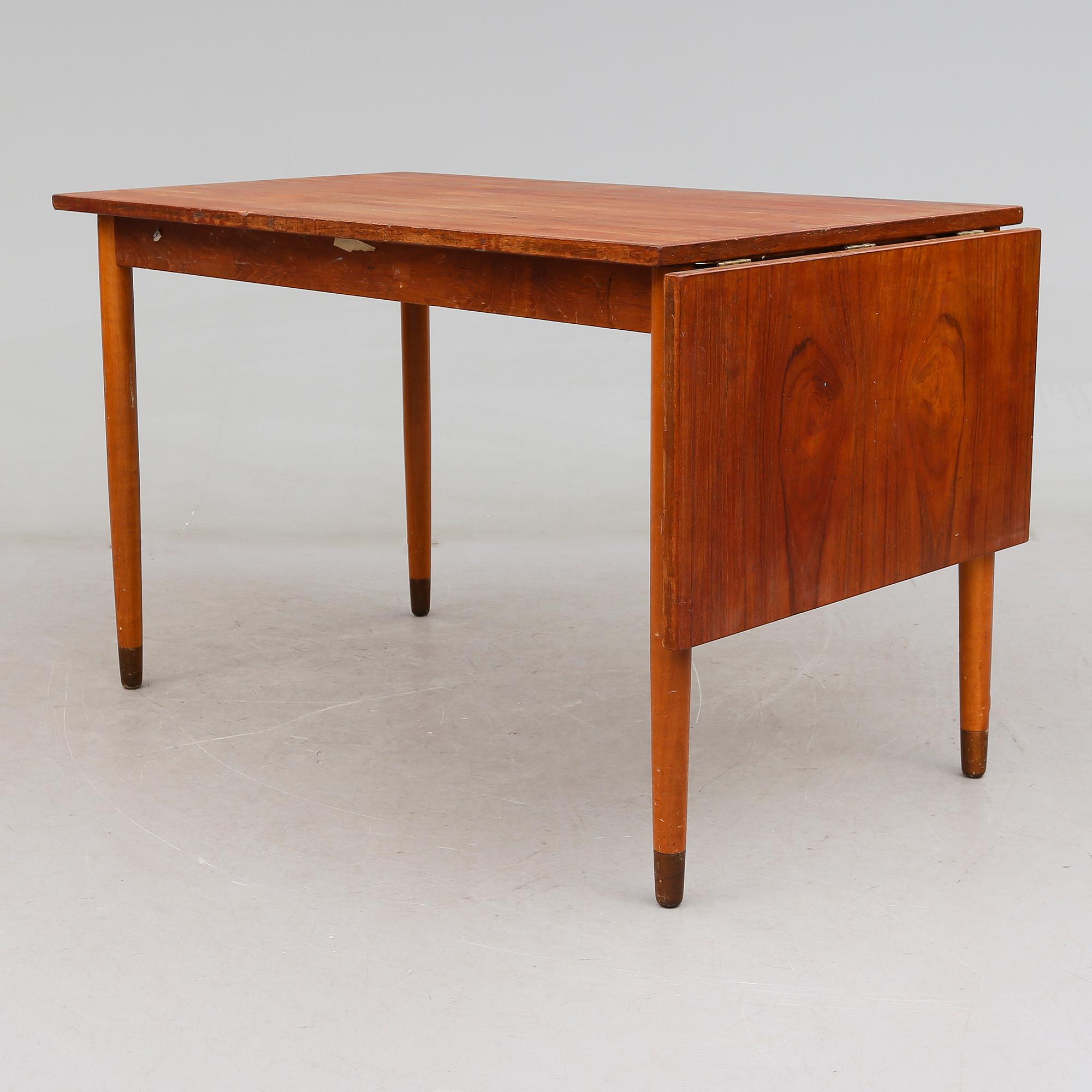 SKRIVBORD, 1900-talets mitt.