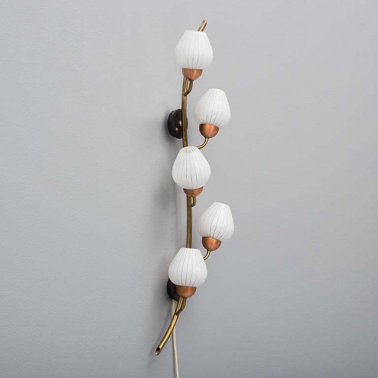 a 1950's wall lamp.