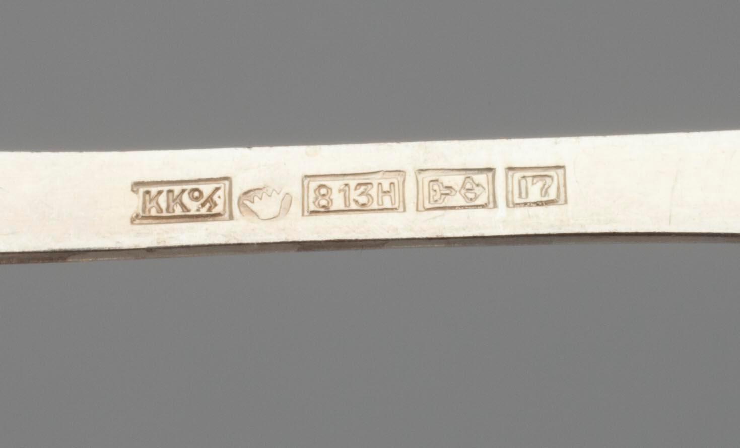 BESTICK, 27 st, silver, "Musslan", olika finska stämplar, 1900-tal. Vikt tot. 384 g.