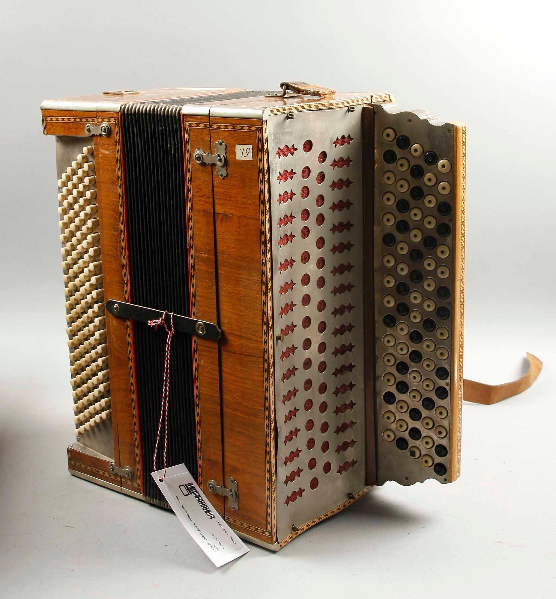 DRAGSPEL, 1900-talets första hälft.