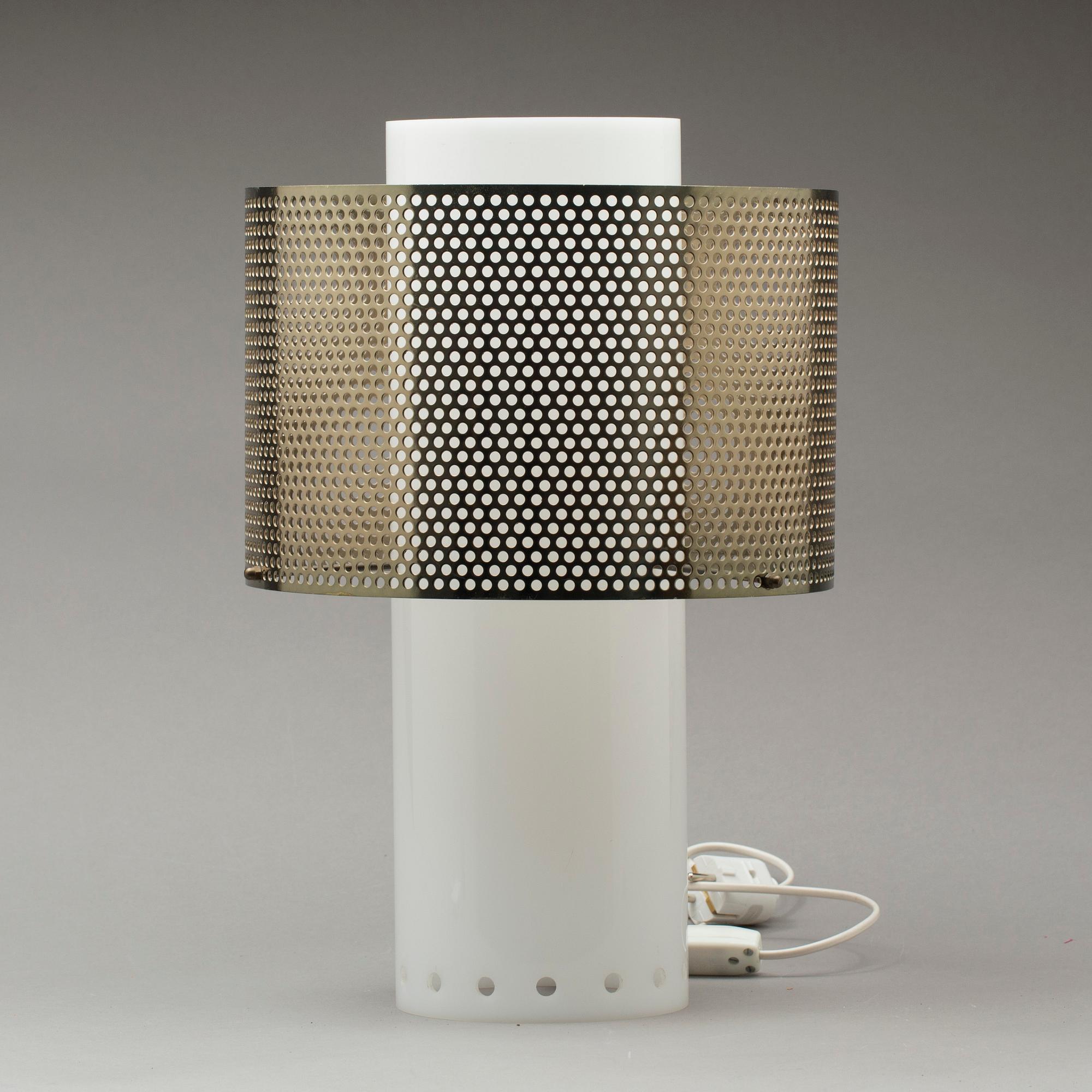 BORDSLAMPA, troligen Hans-Agne Jakobsson.