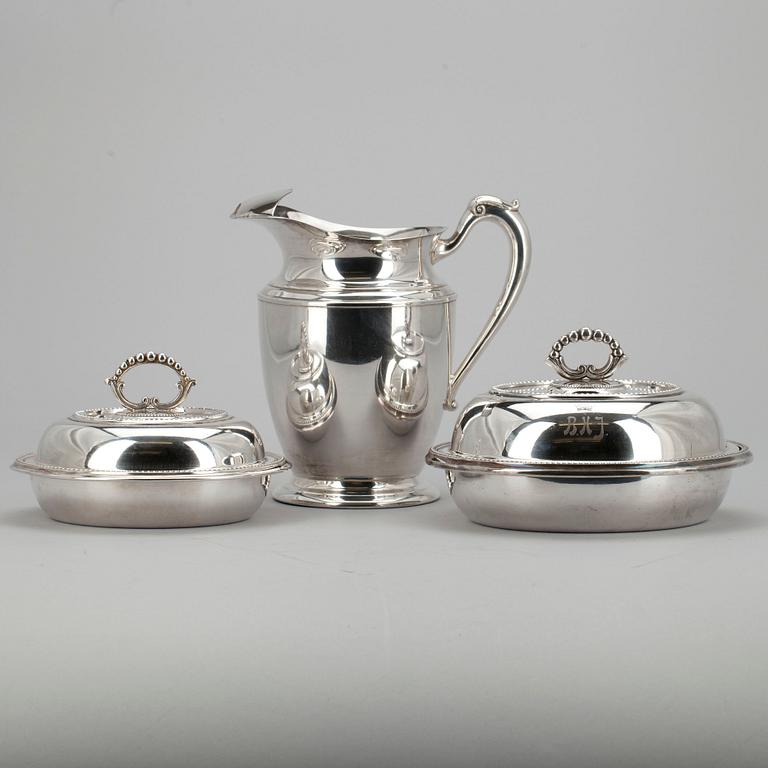 KAROTTER, 2 st, nysilver, C.G Hallberg, Stockholm 1900-talets början. KANNA, nysilver, Cresent, USA, 1900-tal.