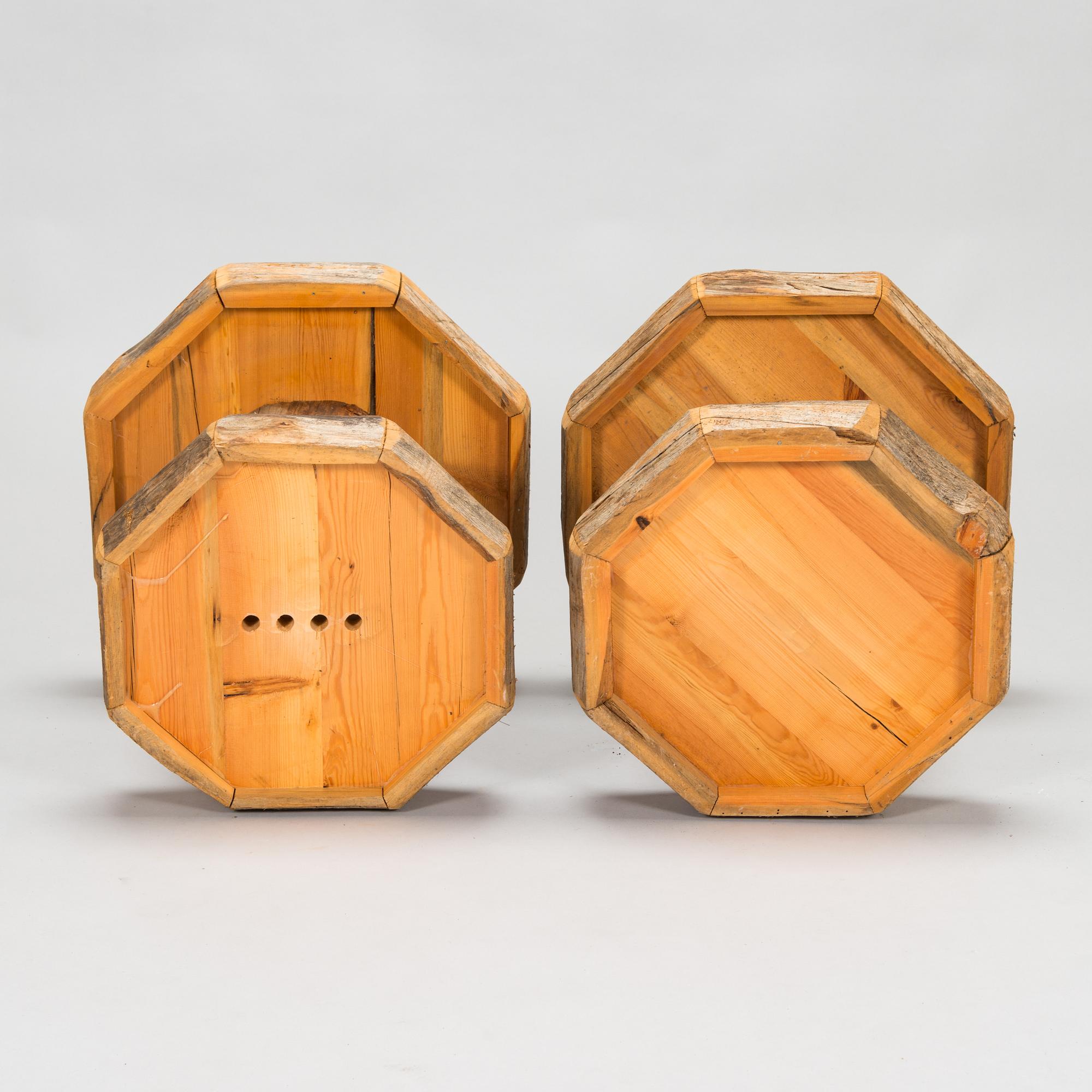 A pair of stools.