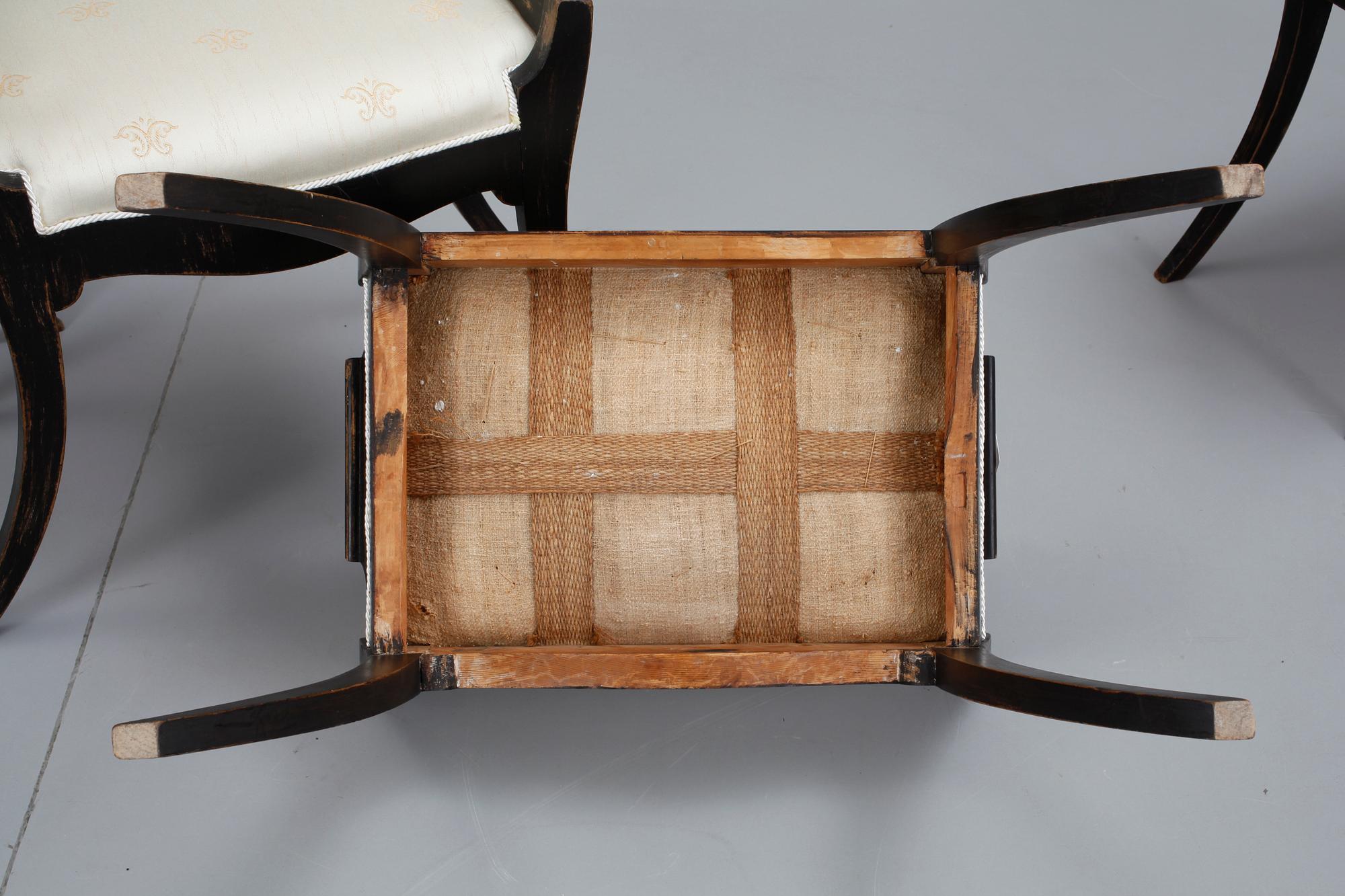 TABURETTER, 4 st, Karl Johan, 1800-talets första hälft.