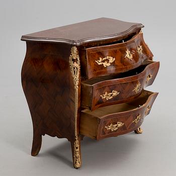 CHEST OF DRAWERS, rokoko, Stockholm, Gustaf Foltjern 1771-1804.